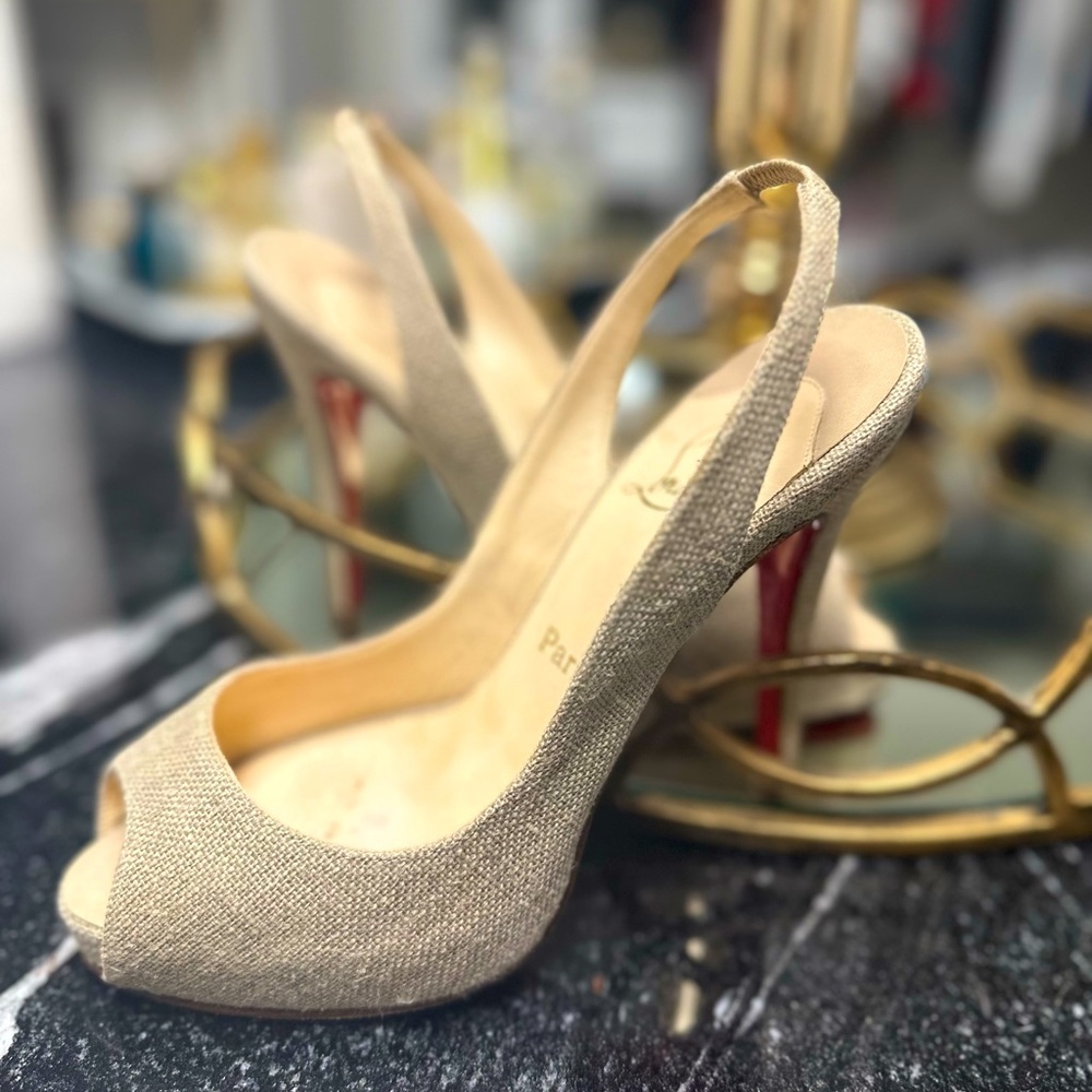 Christian Louboutin tan peep toes size 37.5